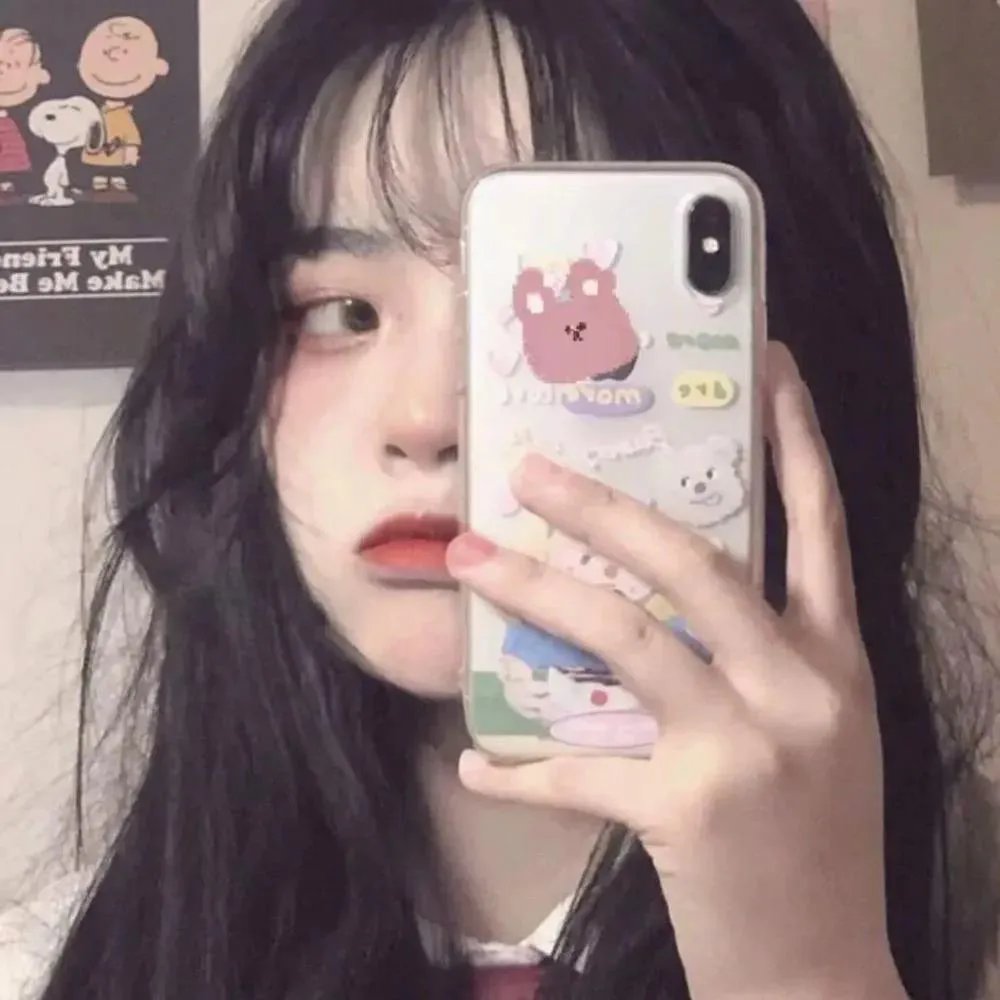 读爱情小说的老人